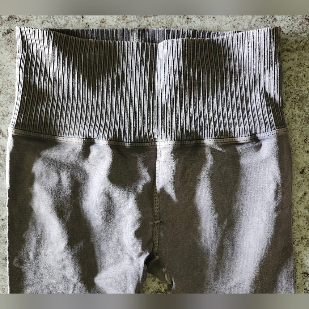 NWOT Free People Good Karma high rise leggings gray - Picture 6 of 10